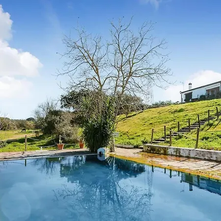 Comfortable With Mountain Views - Vila Valverde de Leganés