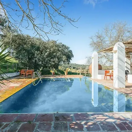 Comfortable With Mountain Views - Valverde de Leganés