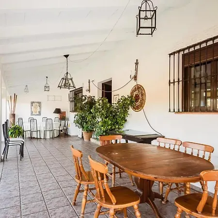 Vila Comfortable With Mountain Views -